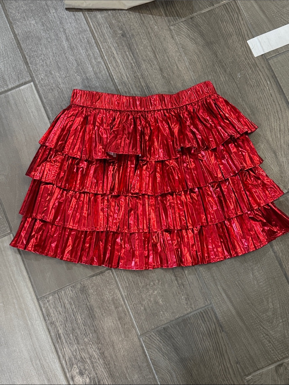 QUEEN OF SPARKLES Red Metallic Tiered Ruffle Mini Skirt